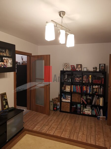 Huedin vanzare apartament 3 camere