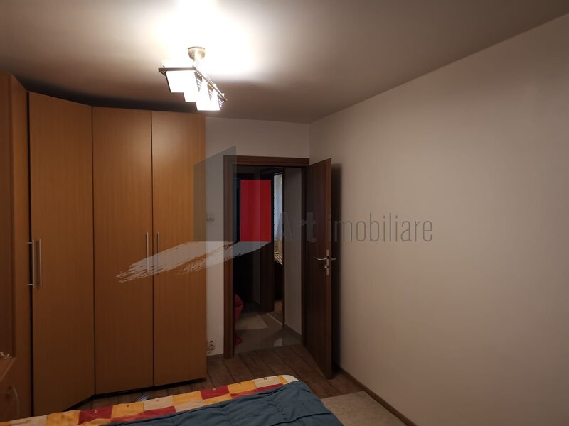 Huedin vanzare apartament 3 camere